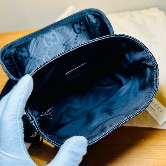 NEW Unisex Gucci Econyl Nylon Monogram Off The Grid Messenger Bag - Picture 14 of 17